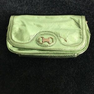 Michael Kors clutch/wristlet - metallic green 🐍!